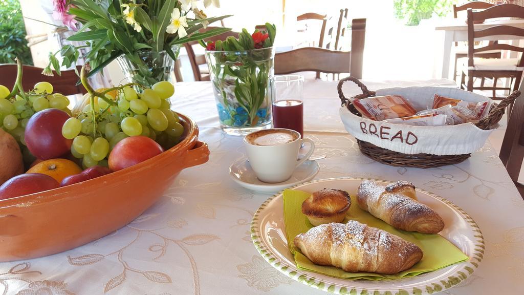 Agriturismo Villa Tommaso 토레 델 로소 외부 사진